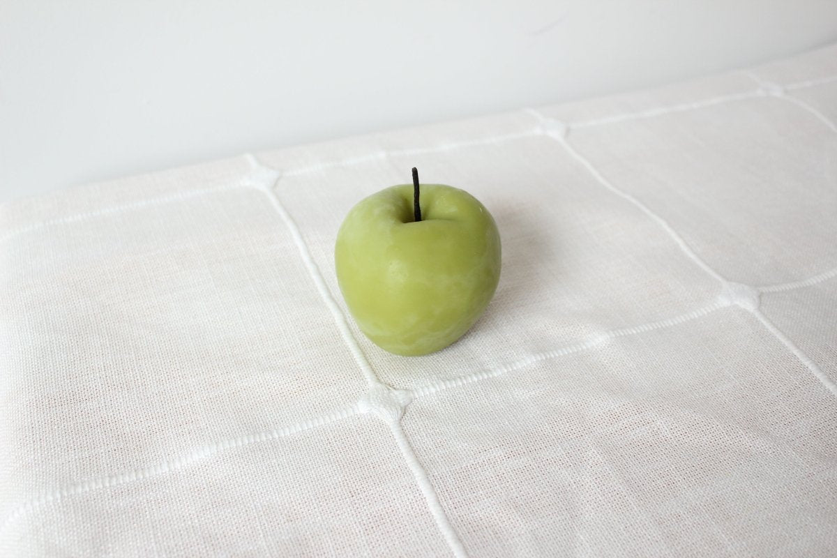 GREEN APPLE BEESWAX CANDLE Happy Organics