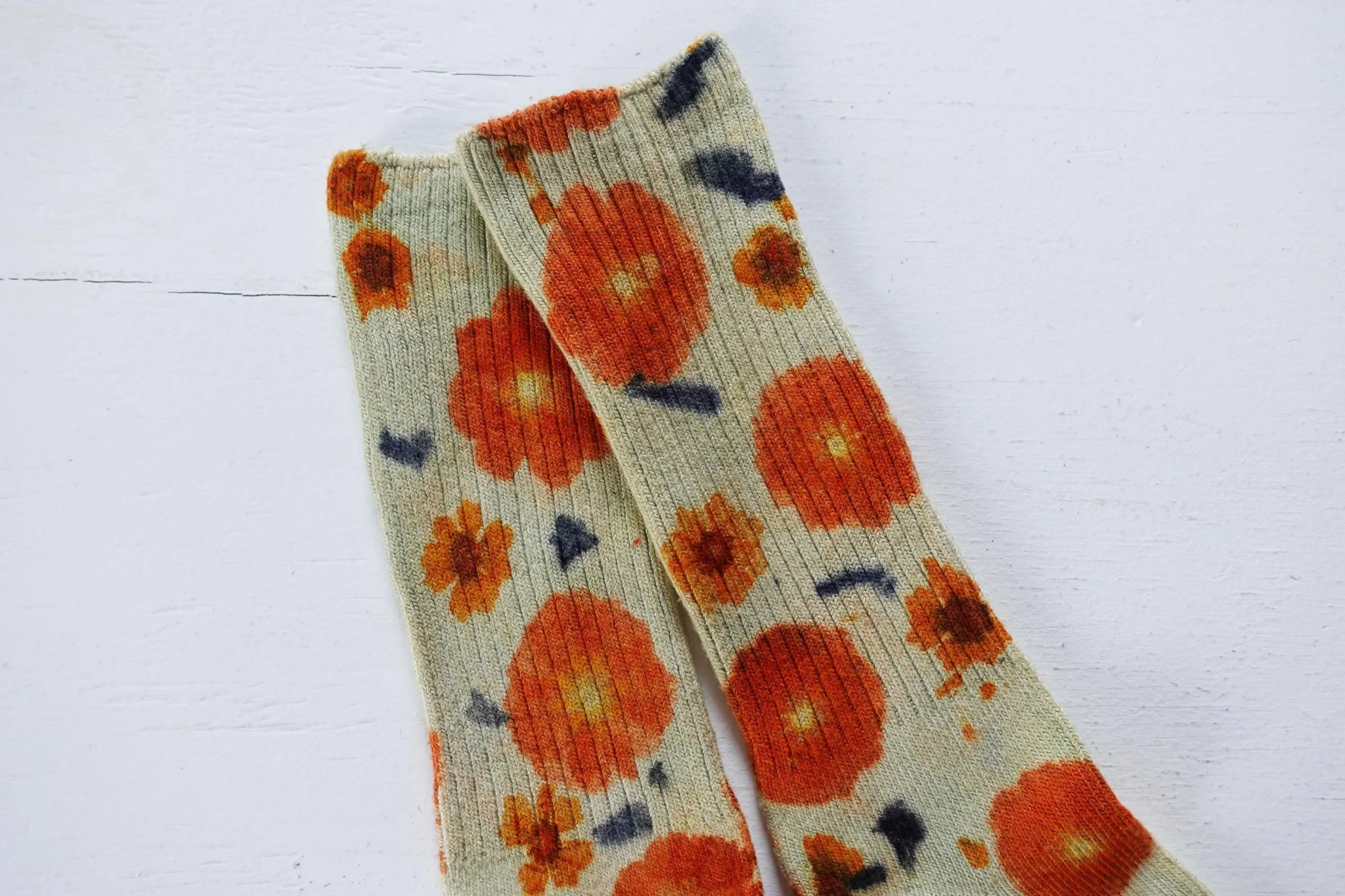 Hand - dyed Color Block Flower Power Socks dyekween