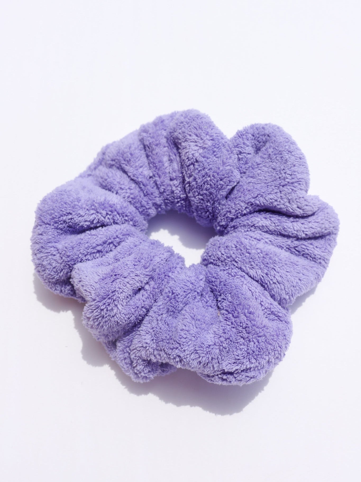 OVERSIZED TOWEL SCRUNCHIES