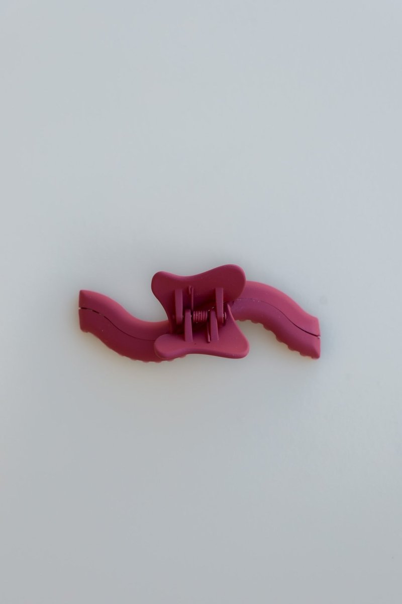 KAXI WAVY MIDI HOLD EVERYTHING CLAW KAXI.co