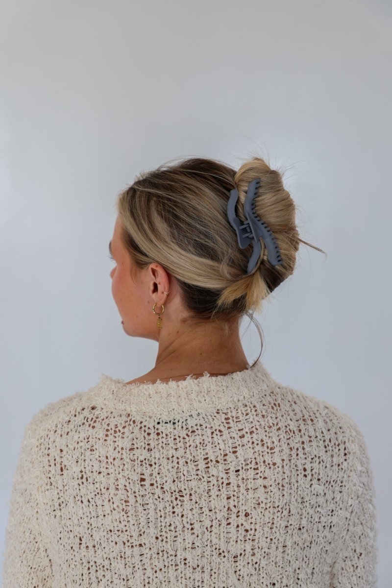 KAXI WAVY MIDI HOLD EVERYTHING CLAW KAXI.co