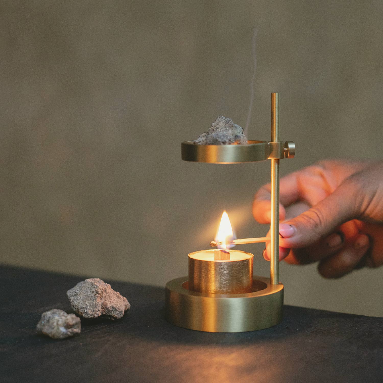 Myrrh Resin – 75g CEDAR AND MYRRH