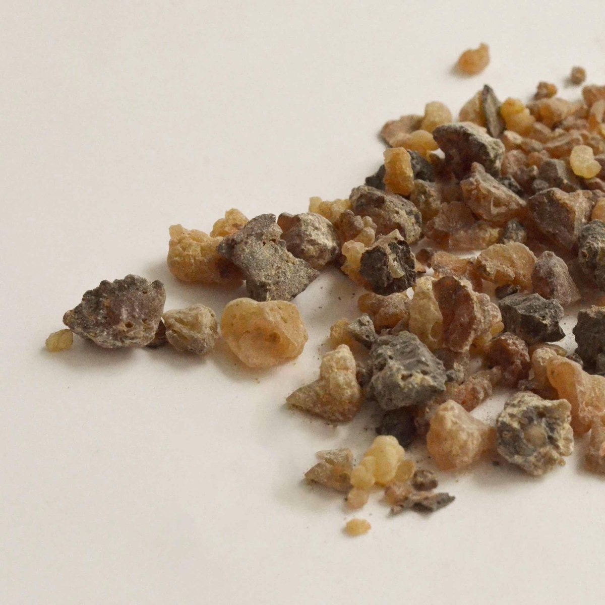 Myrrh Resin – 75g CEDAR AND MYRRH