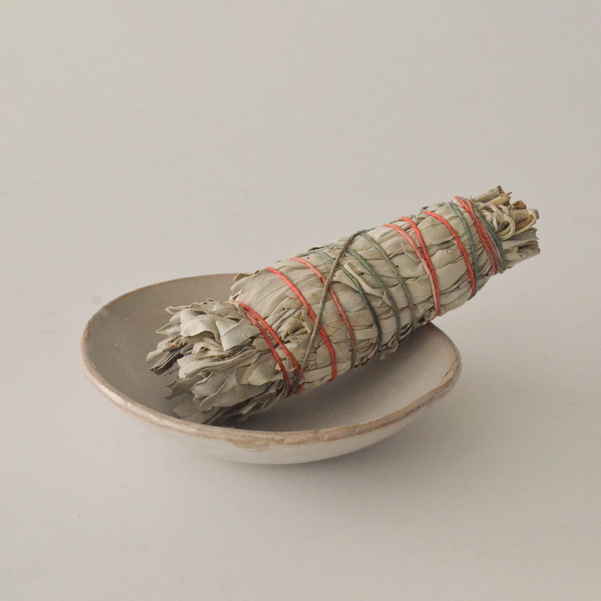 Organic White Sage Smudge Stick - Medium CEDAR AND MYRRH