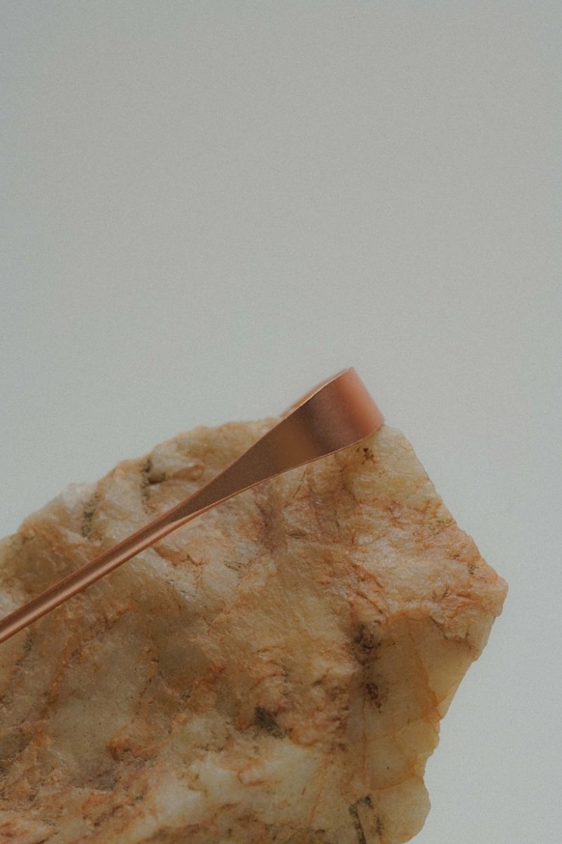 Pure Copper Tongue Scraper | Fresh Breath & Enhanced Taste KÖPPEN