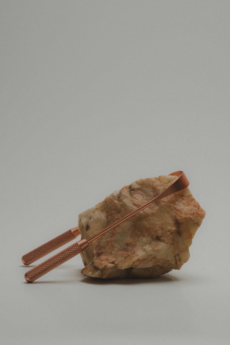 Pure Copper Tongue Scraper | Fresh Breath & Enhanced Taste KÖPPEN