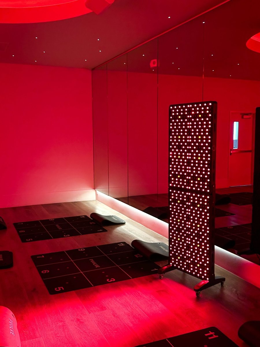 The Max Panel Renew Red Light