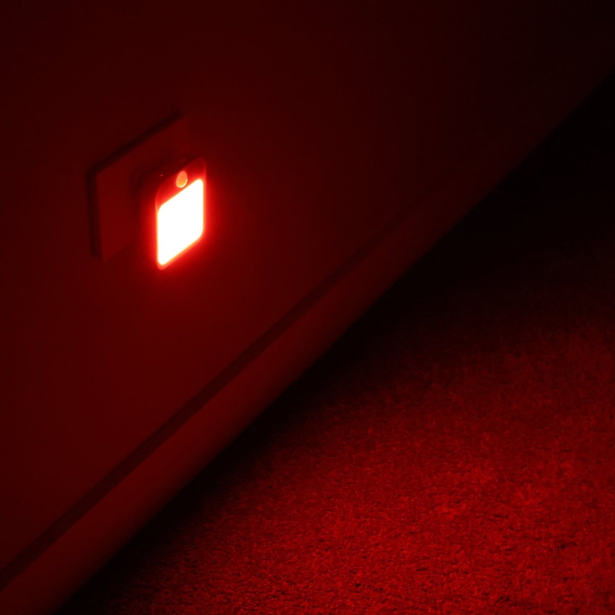 Twilight Deluxe Plugin Red Night Light BlockBlueLight